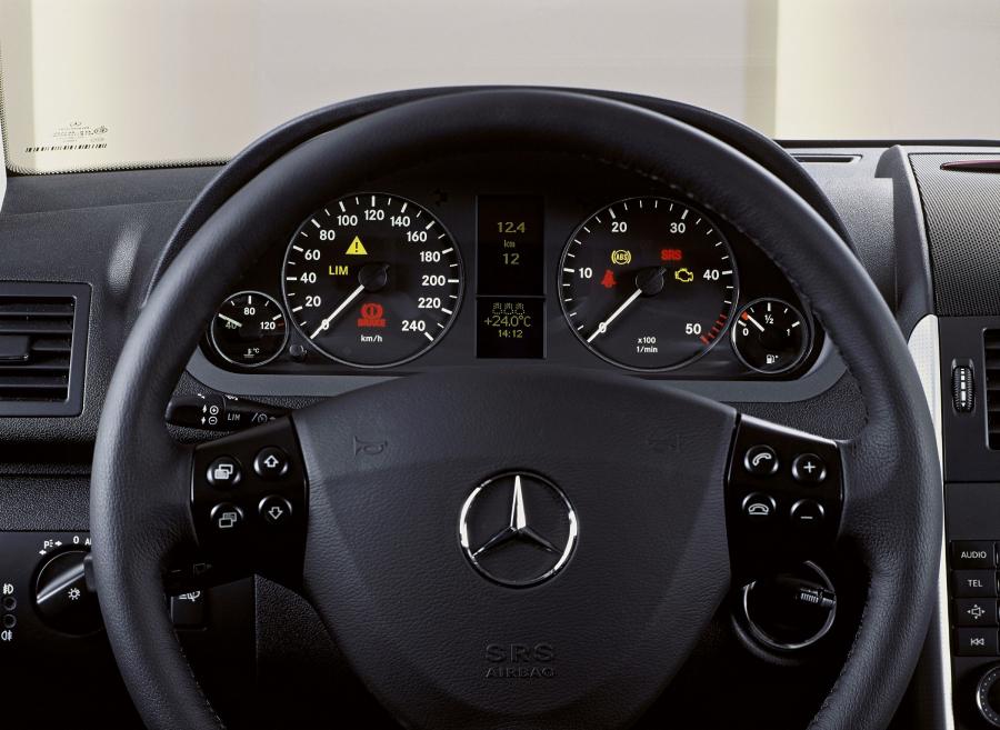  Mercedes-Benz A-Class 5-Door 2004 года  (фото 196 из 344)